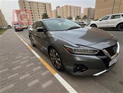 نيسان ماكسيما